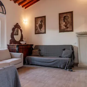 Appartamento Toscana Di Charme Con Due Camere, Due Bagni E Terrazza In Posizione Centralissima, Cecina (Livorno)
