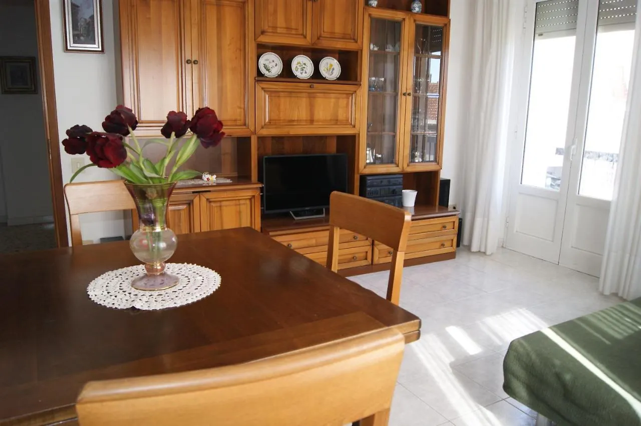 Fortunato's Apartment Cecina  Italia
